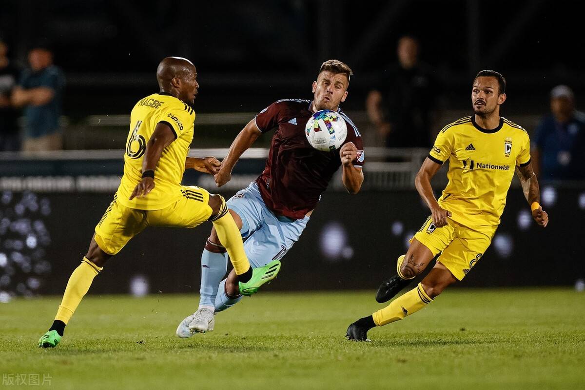 彩客网足球胜负九场半全场_(足彩25100期六场半全场专家推荐)