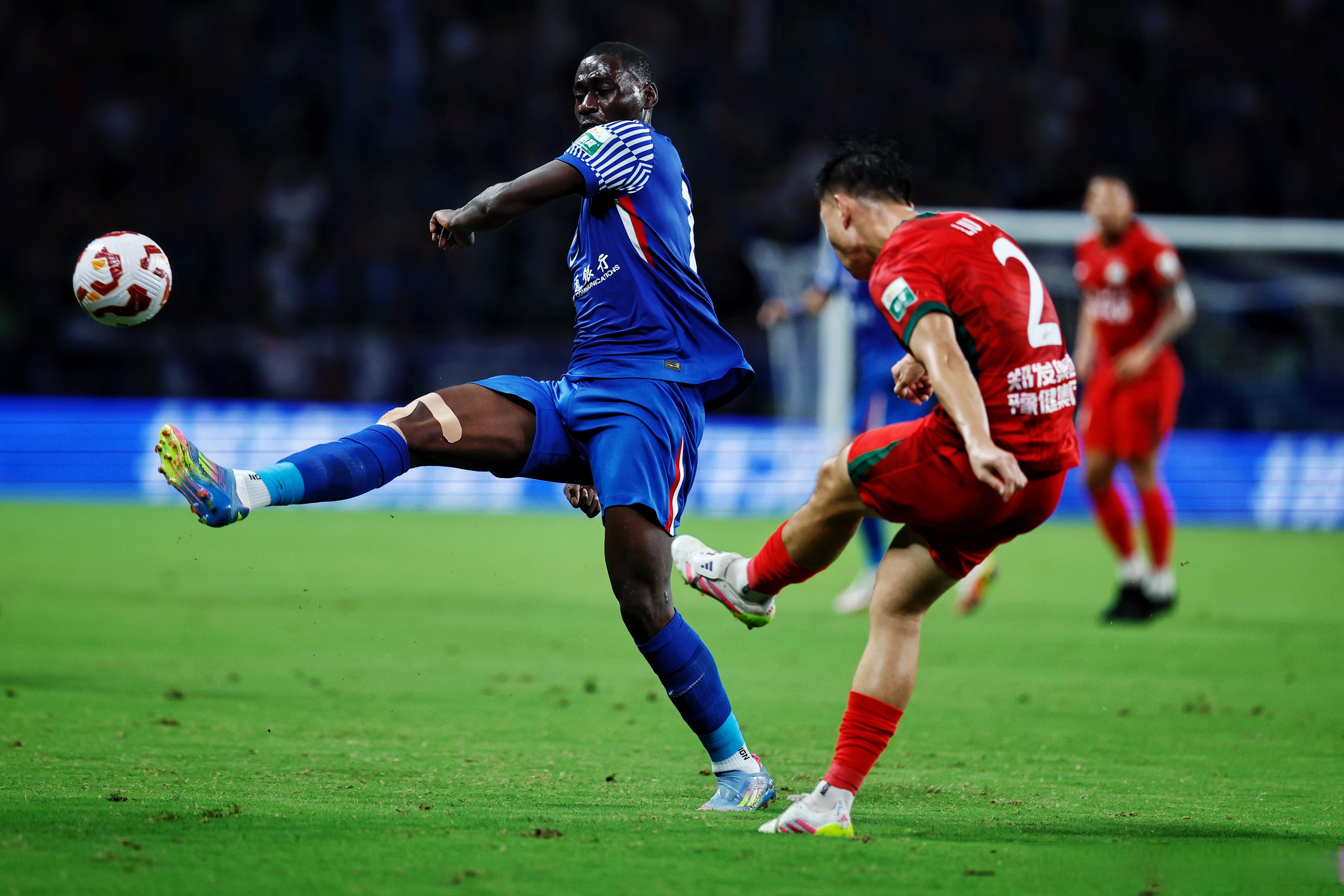 西海岸对阵申花比赛中遭争议越位判罚主场不敌申花的简单介绍 第1张 西海岸对阵申花比赛中遭争议越位判罚主场不敌申花的简单介绍 第1张