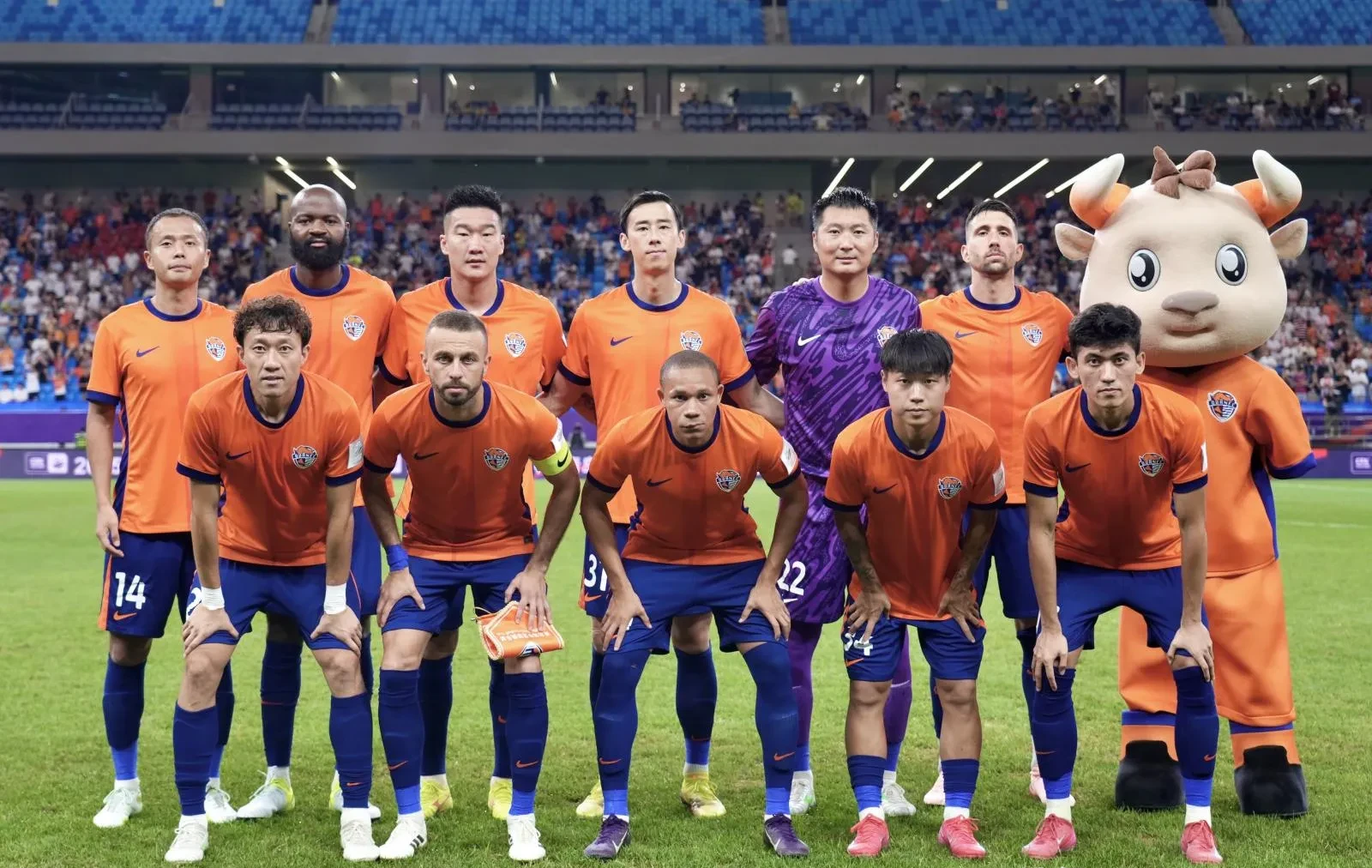 申花7月12日与青岛海牛进行热身赛全队已于昨日重新集结的简单介绍 第2张 申花7月12日与青岛海牛进行热身赛全队已于昨日重新集结的简单介绍 第2张