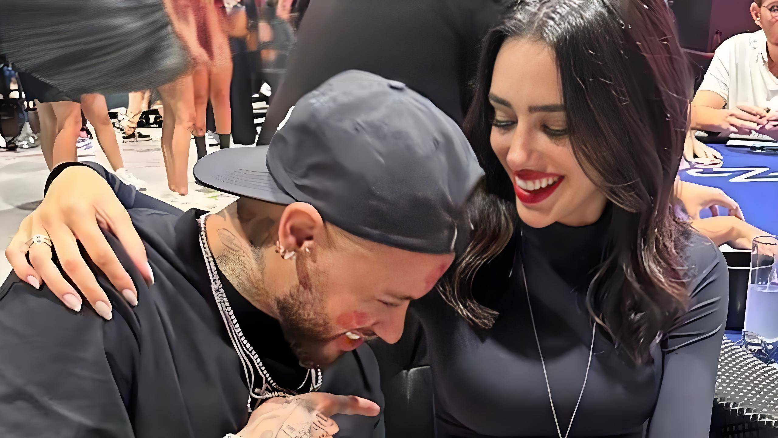 关于布鲁娜宣布与内马尔领证将迎来第二个孩子的信息 第2张 关于布鲁娜宣布与内马尔领证将迎来第二个孩子的信息 第2张