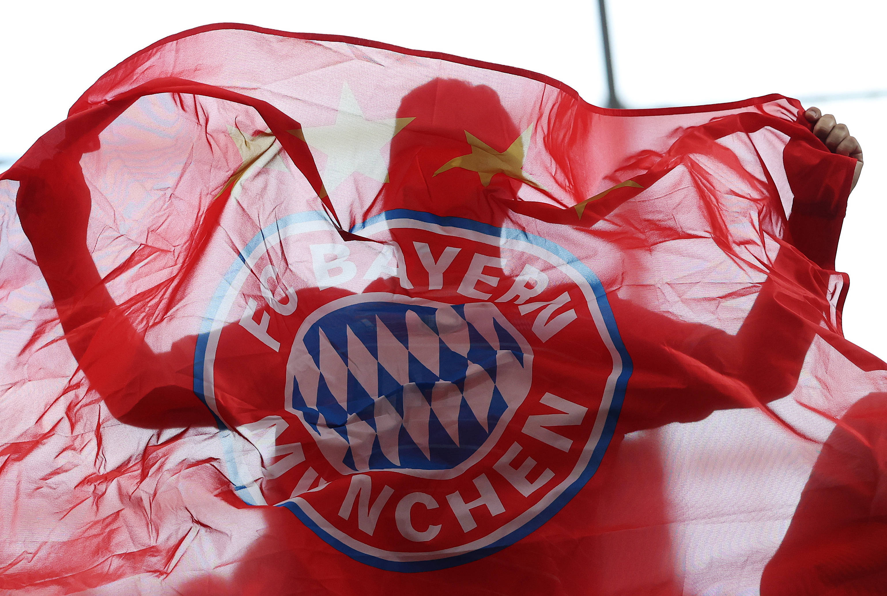 世俱杯巴黎圣日耳曼2-0拜仁晋级四强冲击队史首冠的简单介绍 第2张 世俱杯巴黎圣日耳曼2-0拜仁晋级四强冲击队史首冠的简单介绍 第2张