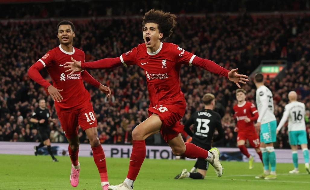 关于利物浦VS莱斯特城红军抢分实时解说在线免费看的信息 第2张 关于利物浦VS莱斯特城红军抢分实时解说在线免费看的信息 第2张