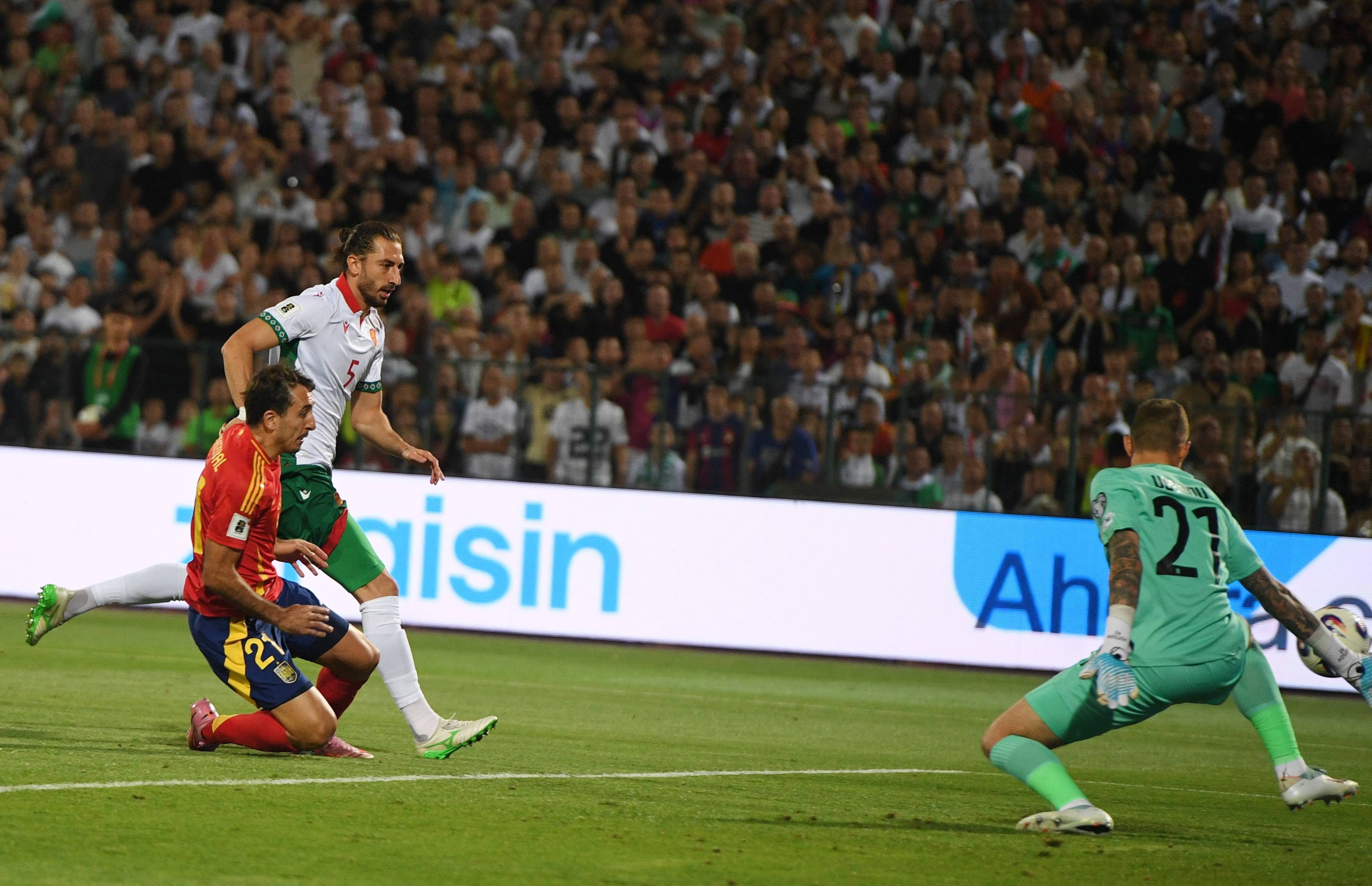 西班牙11月世预赛名单及赛程表完整版亚马尔领衔巴萨5人在列的简单介绍 第1张 西班牙11月世预赛名单及赛程表完整版亚马尔领衔巴萨5人在列的简单介绍 第1张