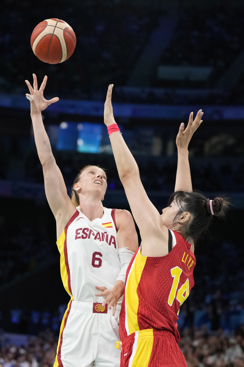 包含意女篮:斯基奥女篮VS萨沙里女篮的词条  第1张