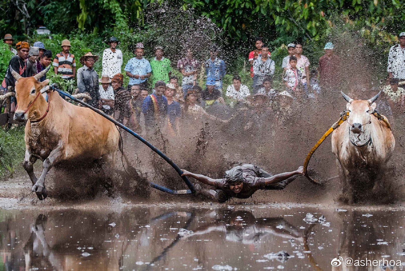 印尼冠:苏门答腊联VS棉兰 第2张 印尼冠:苏门答腊联VS棉兰 第2张