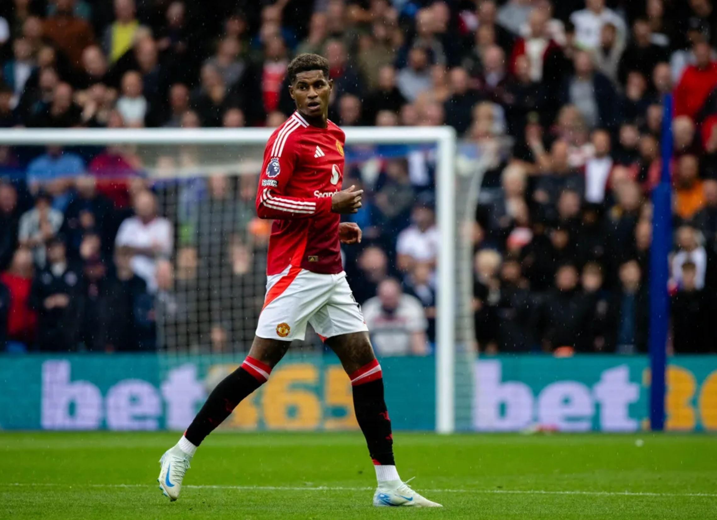 拉什福德公开表示希望留在巴萨不愿意回到曼联的简单介绍 第1张 拉什福德公开表示希望留在巴萨不愿意回到曼联的简单介绍 第1张