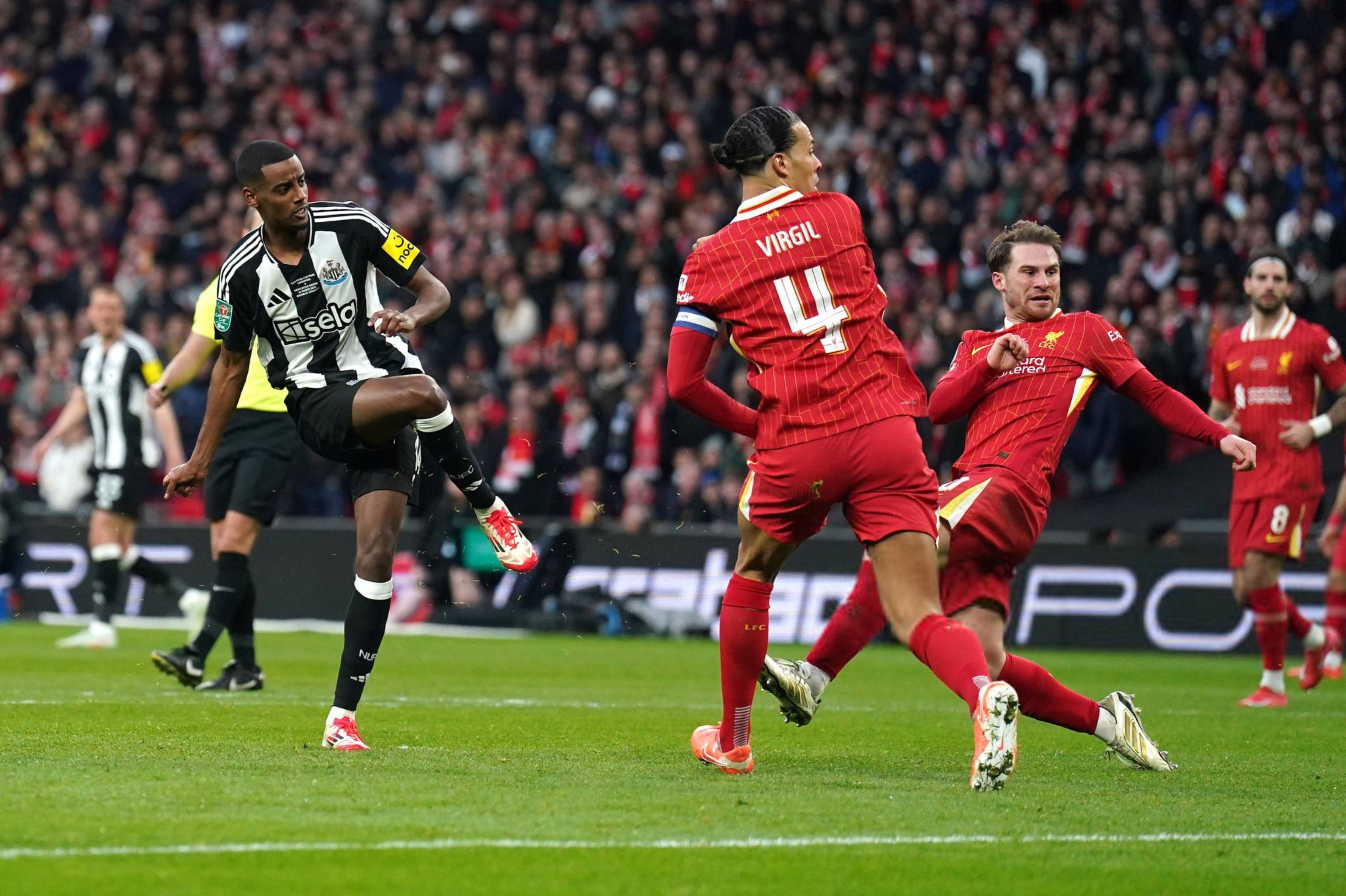 纽卡本计划明年卖伊萨克利物浦目前有意高价引进伊萨克的简单介绍 第1张 纽卡本计划明年卖伊萨克利物浦目前有意高价引进伊萨克的简单介绍 第1张