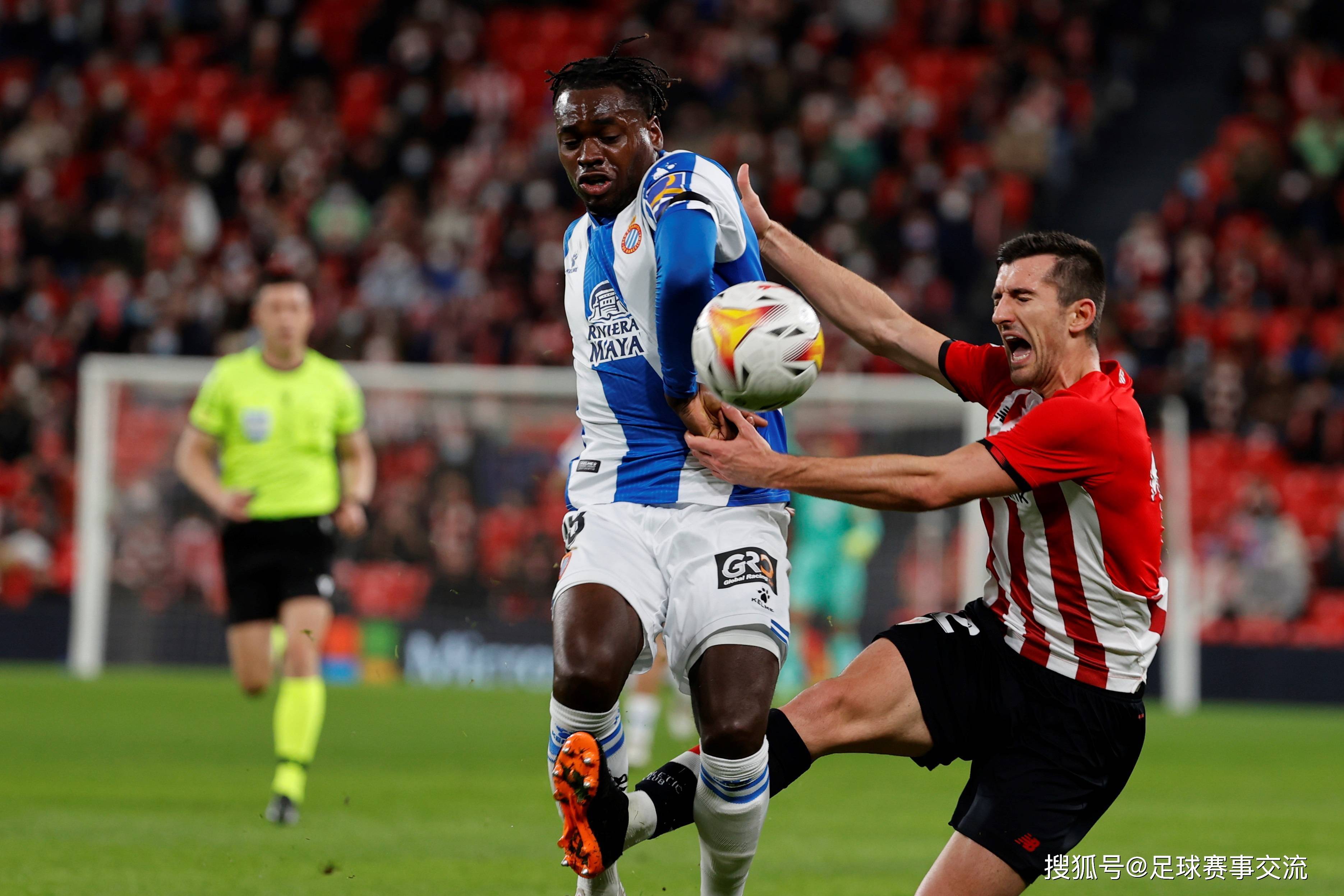 包含英协联杯：布伦特里镇VS狼队U21的词条  第1张