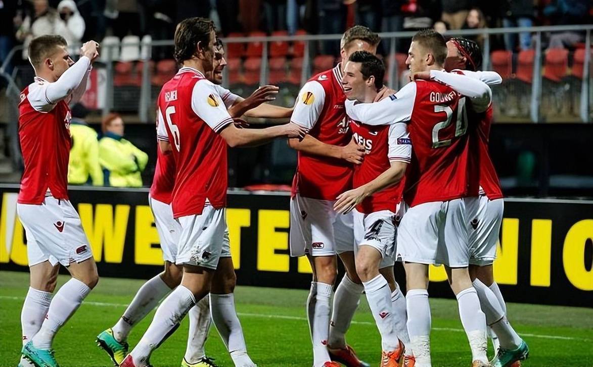 荷乙特尔斯达VS威廉二世比分预测威廉二世残阵出战的简单介绍 第1张 荷乙特尔斯达VS威廉二世比分预测威廉二世残阵出战的简单介绍 第1张