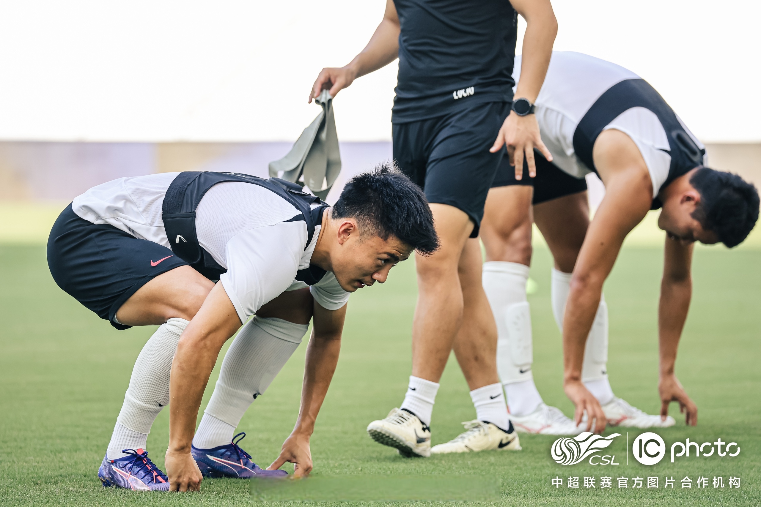 关于朱辰杰基本难以参加国足vs巴林朱辰杰大腿肌肉拉伤的信息 第1张 关于朱辰杰基本难以参加国足vs巴林朱辰杰大腿肌肉拉伤的信息 第1张