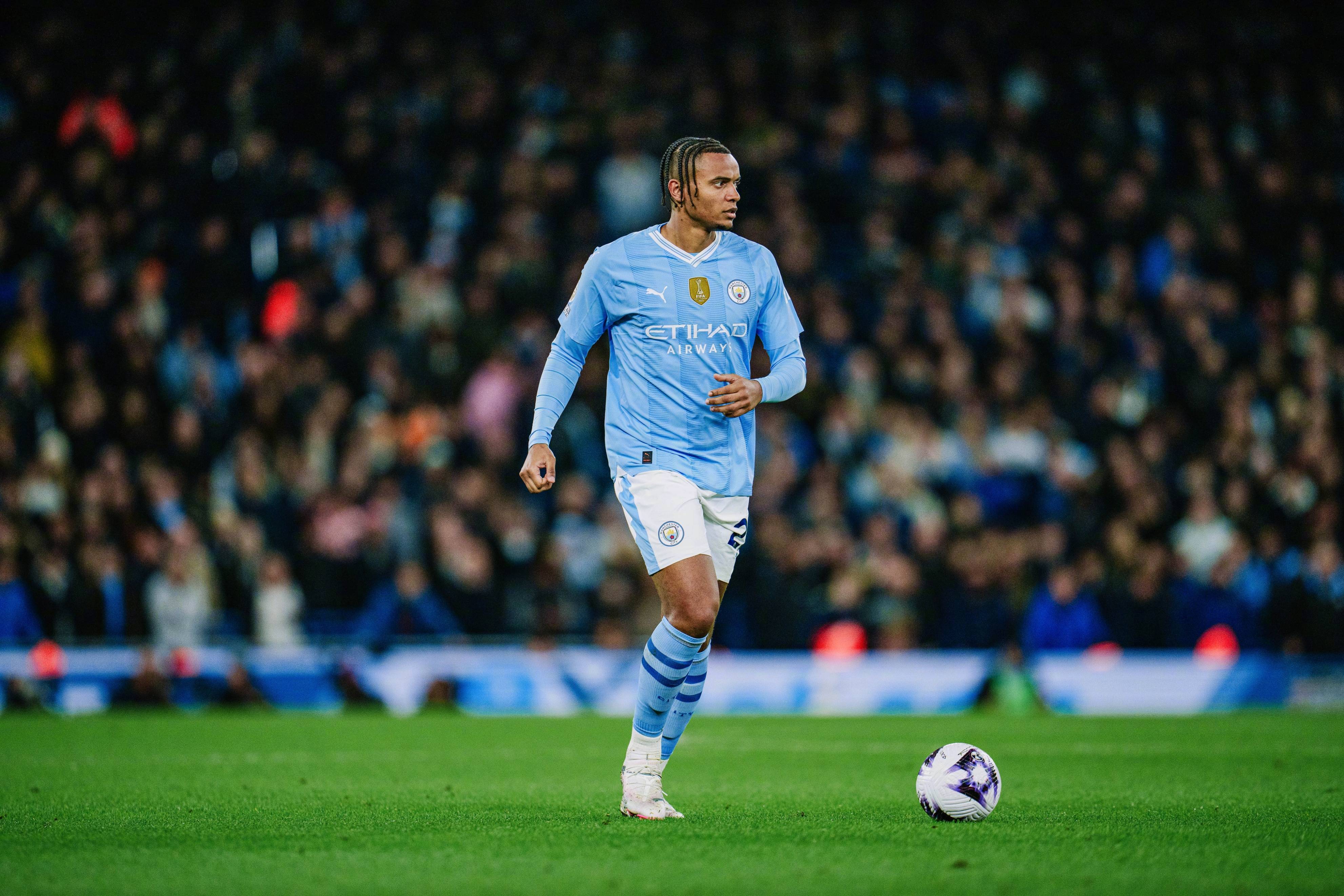 多纳鲁马希望加盟曼城球员已经确定离开大巴黎的简单介绍  第1张