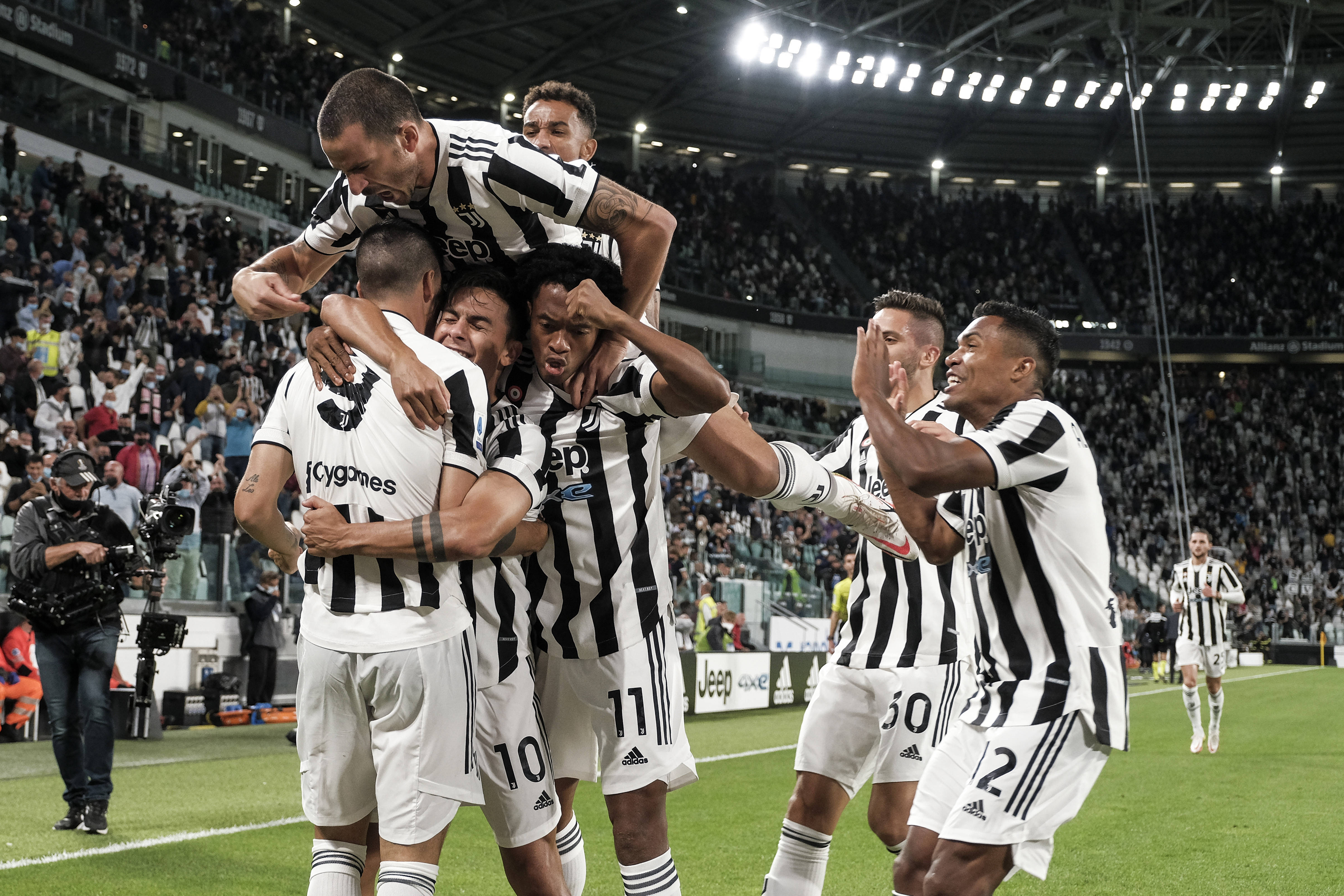 尤文0-0都灵无缘意甲3连胜尤文图斯德比战握手言和的简单介绍 第1张 尤文0-0都灵无缘意甲3连胜尤文图斯德比战握手言和的简单介绍 第1张