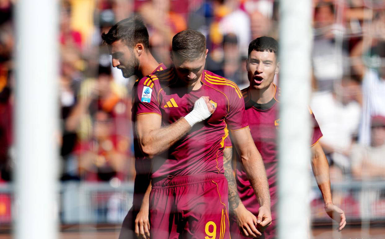 关于利兹联有意多夫比克罗马对出售球员持开放态度的信息  第1张