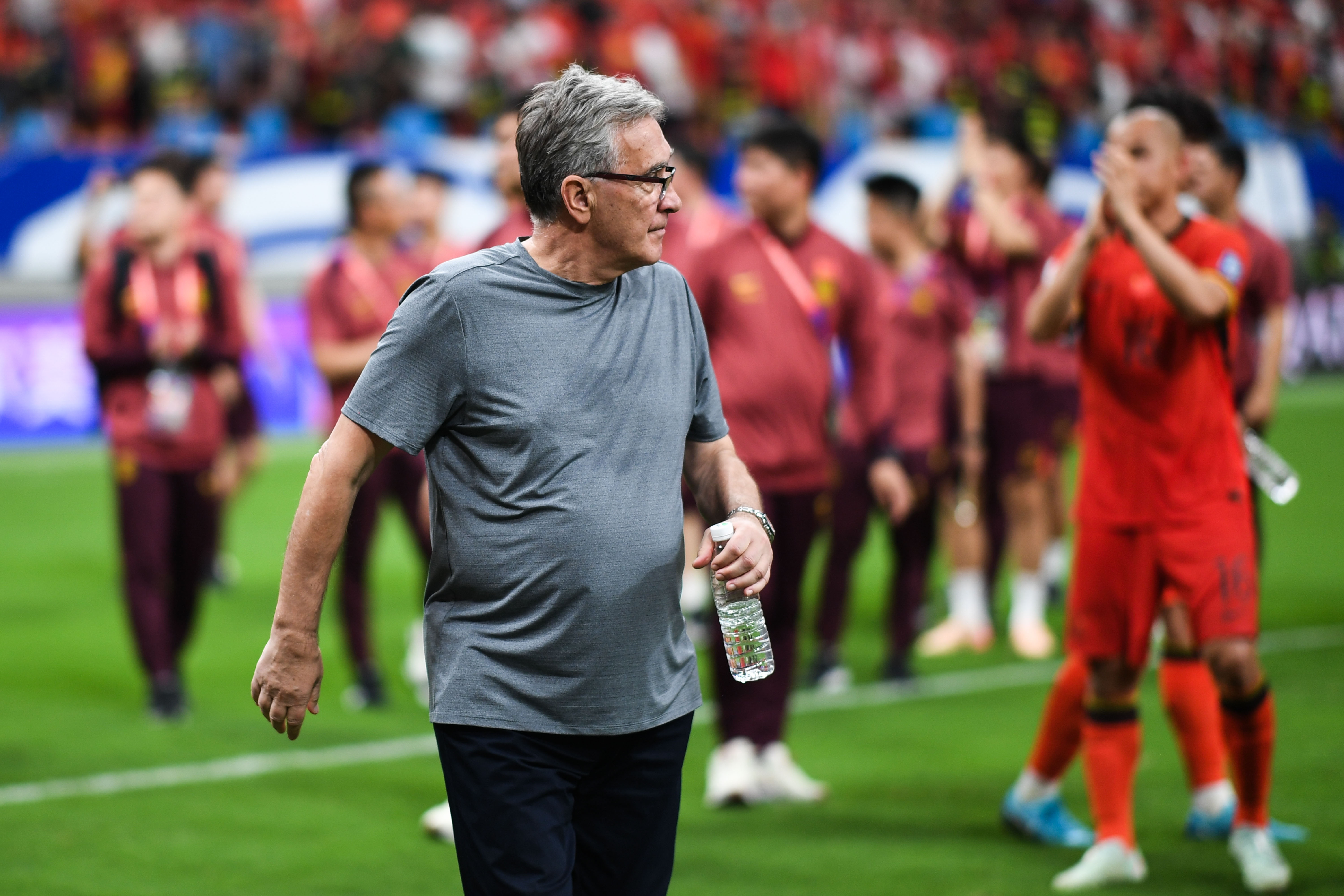 伊万执教国足13场3胜2平8负胜率不足25%的简单介绍 第2张 伊万执教国足13场3胜2平8负胜率不足25%的简单介绍 第2张