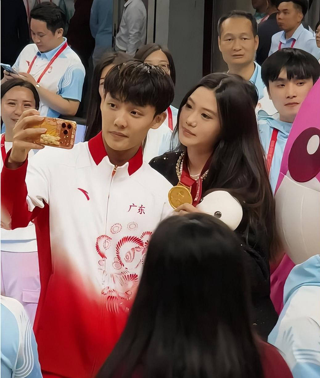 包含曝曾凡博引起NBL球队兴趣已有5支球队提供报价的词条 第1张 包含曝曾凡博引起NBL球队兴趣已有5支球队提供报价的词条 第1张