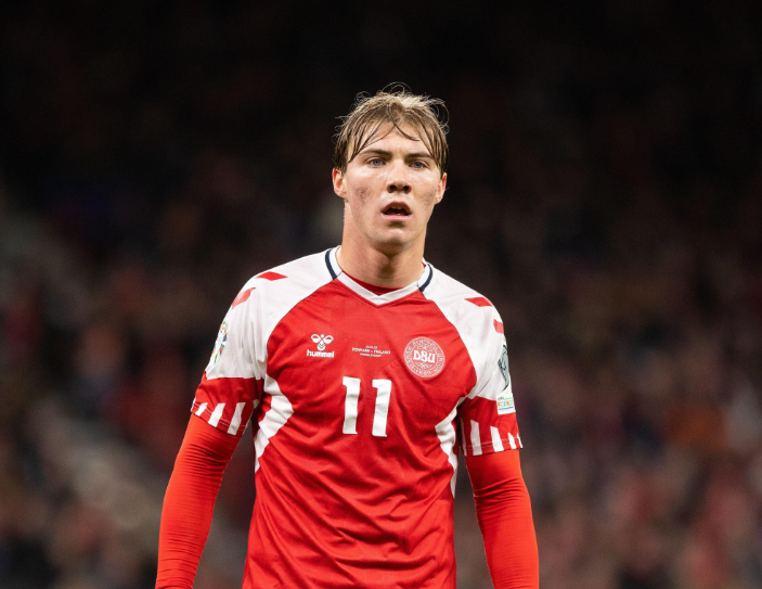 跟队记者:AC米兰有意霍伊伦以租借的形势引进的简单介绍 第2张 跟队记者:AC米兰有意霍伊伦以租借的形势引进的简单介绍 第2张