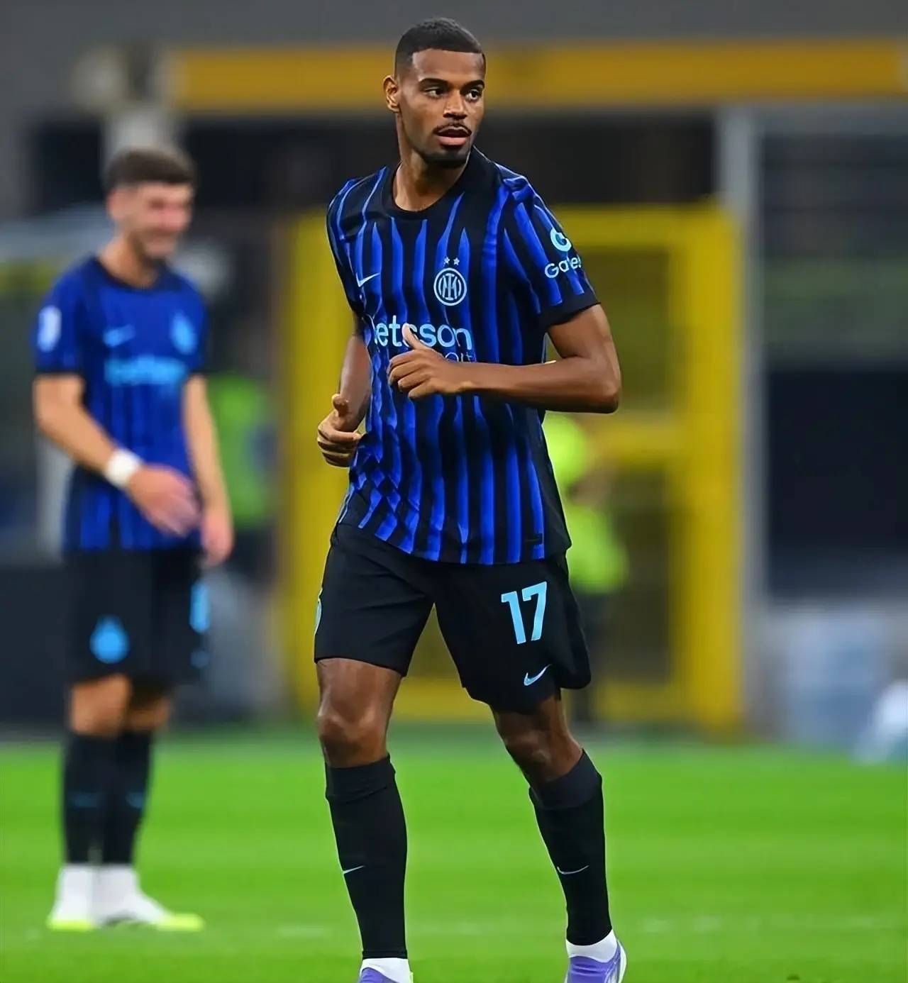 曝夏窗关闭前国米不再引援已经完成四笔签约的简单介绍 第1张 曝夏窗关闭前国米不再引援已经完成四笔签约的简单介绍 第1张