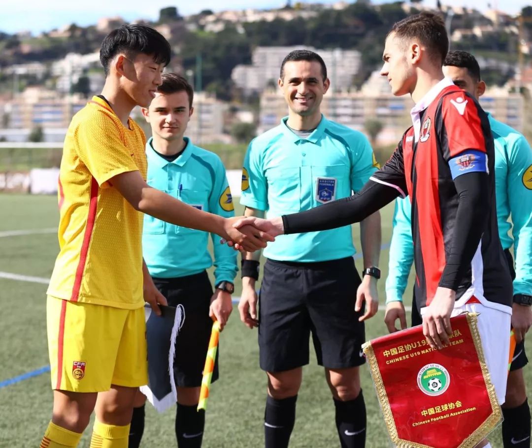 关于巴萨计划在秘鲁举办友谊赛以填补海外赛取消的损失的信息 第2张 关于巴萨计划在秘鲁举办友谊赛以填补海外赛取消的损失的信息 第2张