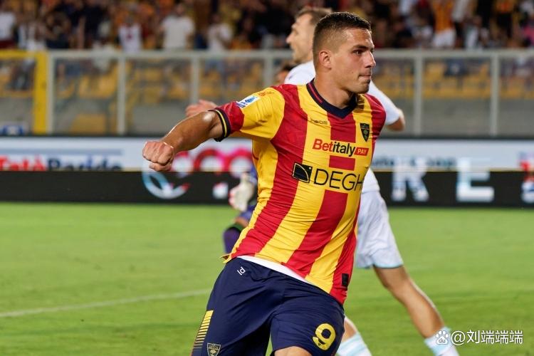 包含拜仁有意卢克曼已提交租借报价的词条  第1张