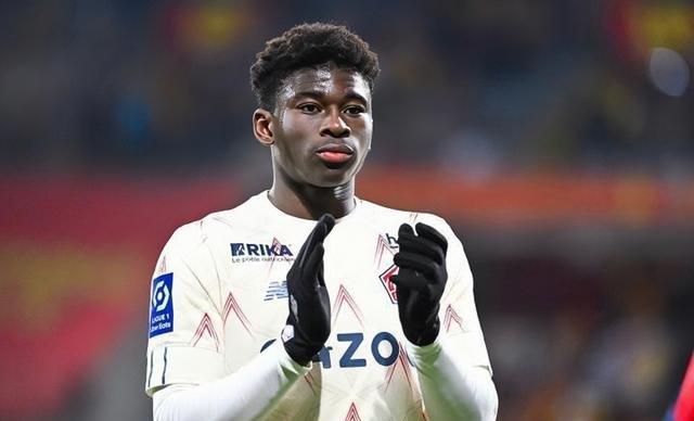 关于巴莱巴对转会曼联感兴趣红魔将其作为关键引援选择的信息  第2张