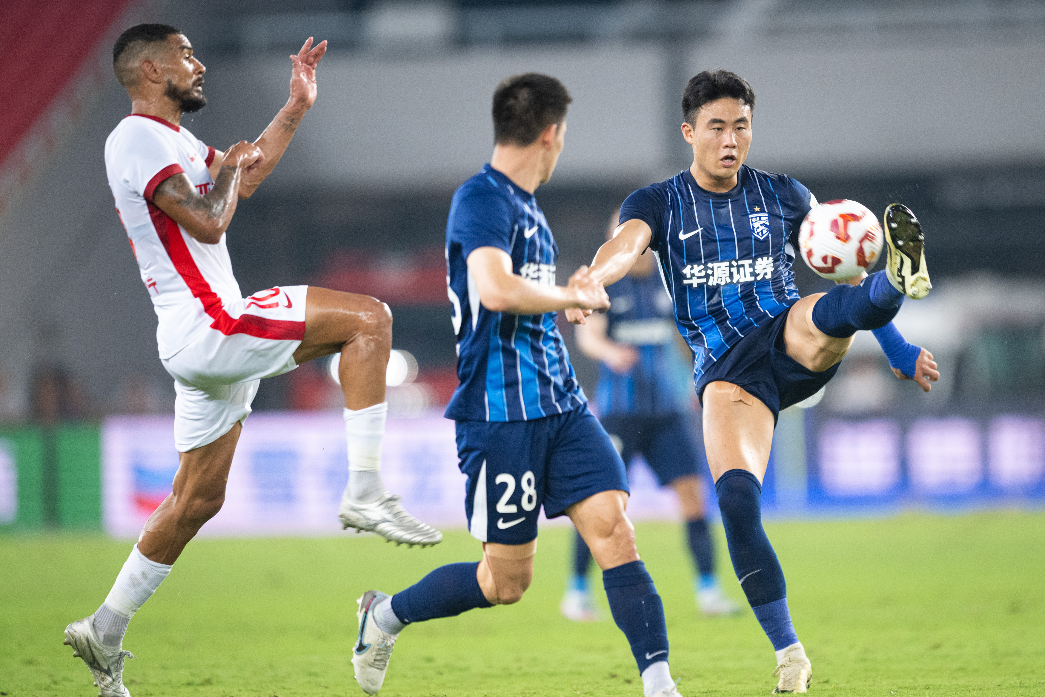 中超河南队vs长春亚泰前瞻分析两队处于积分榜下半区的简单介绍 第2张 中超河南队vs长春亚泰前瞻分析两队处于积分榜下半区的简单介绍 第2张