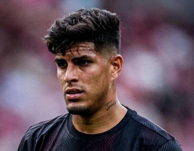 关于阿森纳官宣莫斯克拉球队迎来潜力后卫的信息