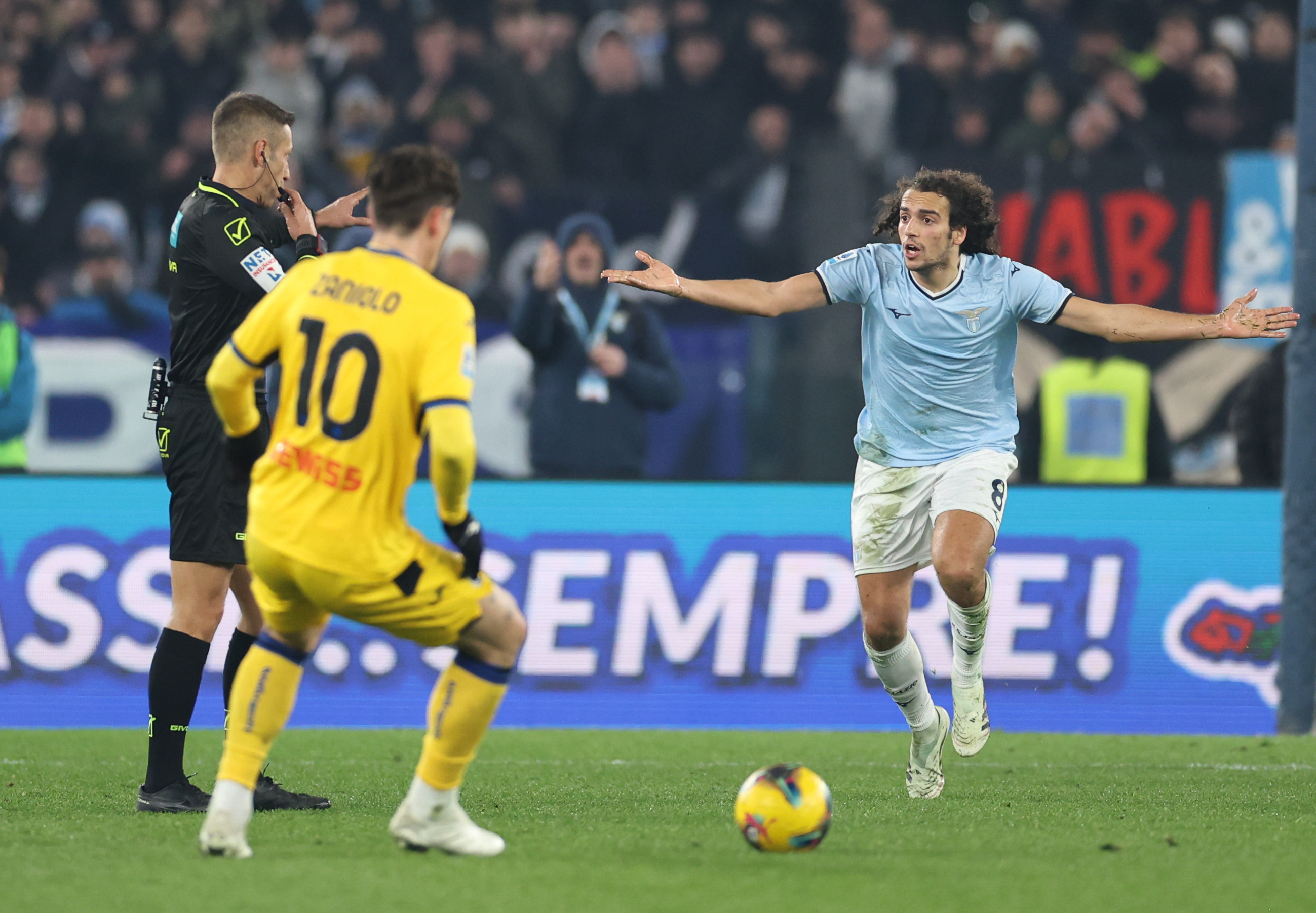 意甲最终排名那不勒斯赢得冠军、亚特兰大与尤文图斯进入欧冠的简单介绍 第1张 意甲最终排名那不勒斯赢得冠军、亚特兰大与尤文图斯进入欧冠的简单介绍 第1张