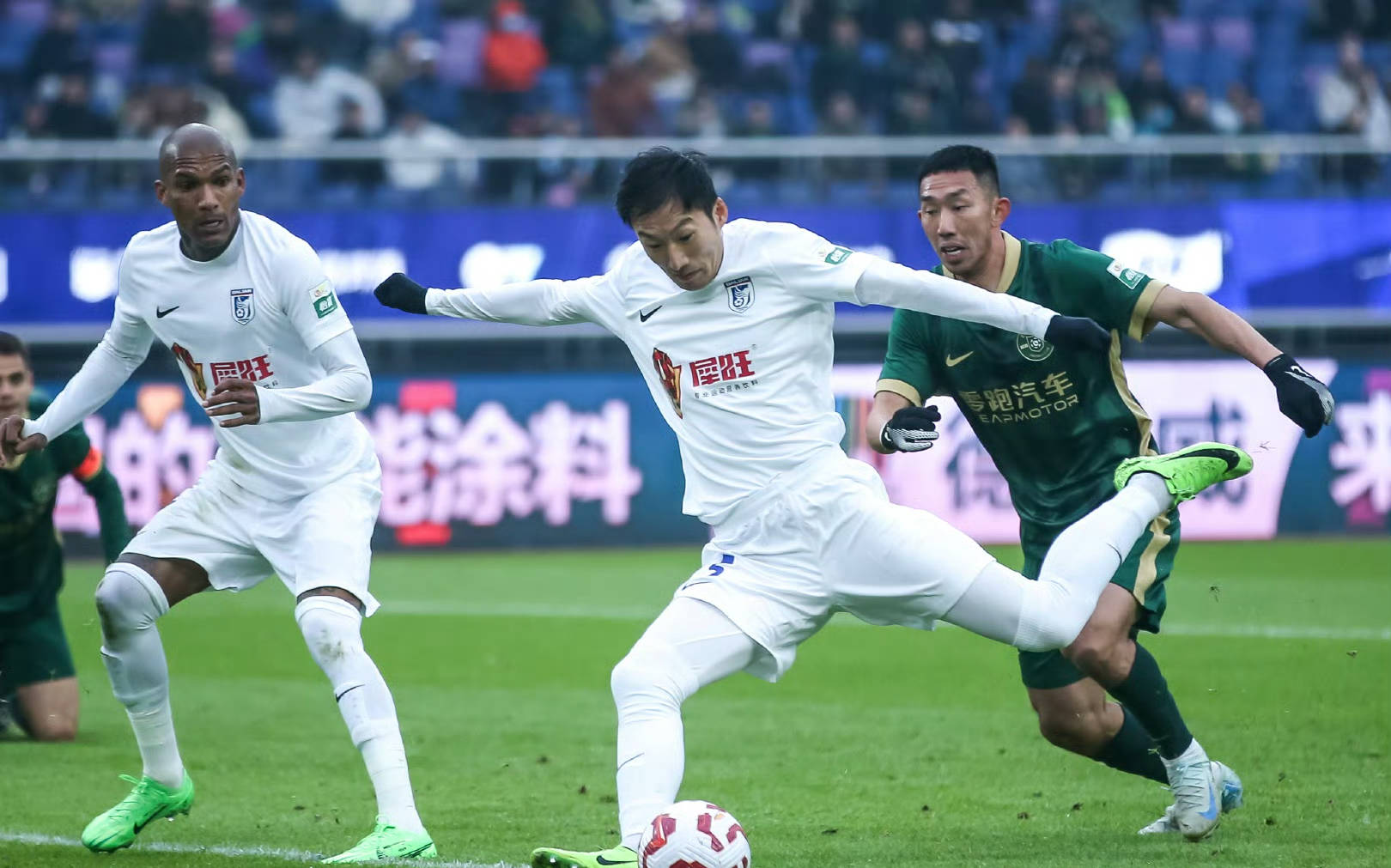 中超大连英博1-0浙江队马莱莱进球制胜的简单介绍 第1张 中超大连英博1-0浙江队马莱莱进球制胜的简单介绍 第1张