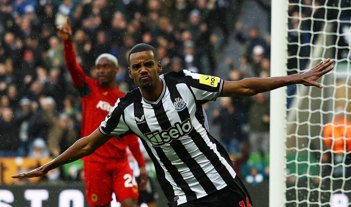 包含加里-奥尼尔退出狼队选帅行列球迷反对他重返球队的词条 第1张 包含加里-奥尼尔退出狼队选帅行列球迷反对他重返球队的词条 第1张